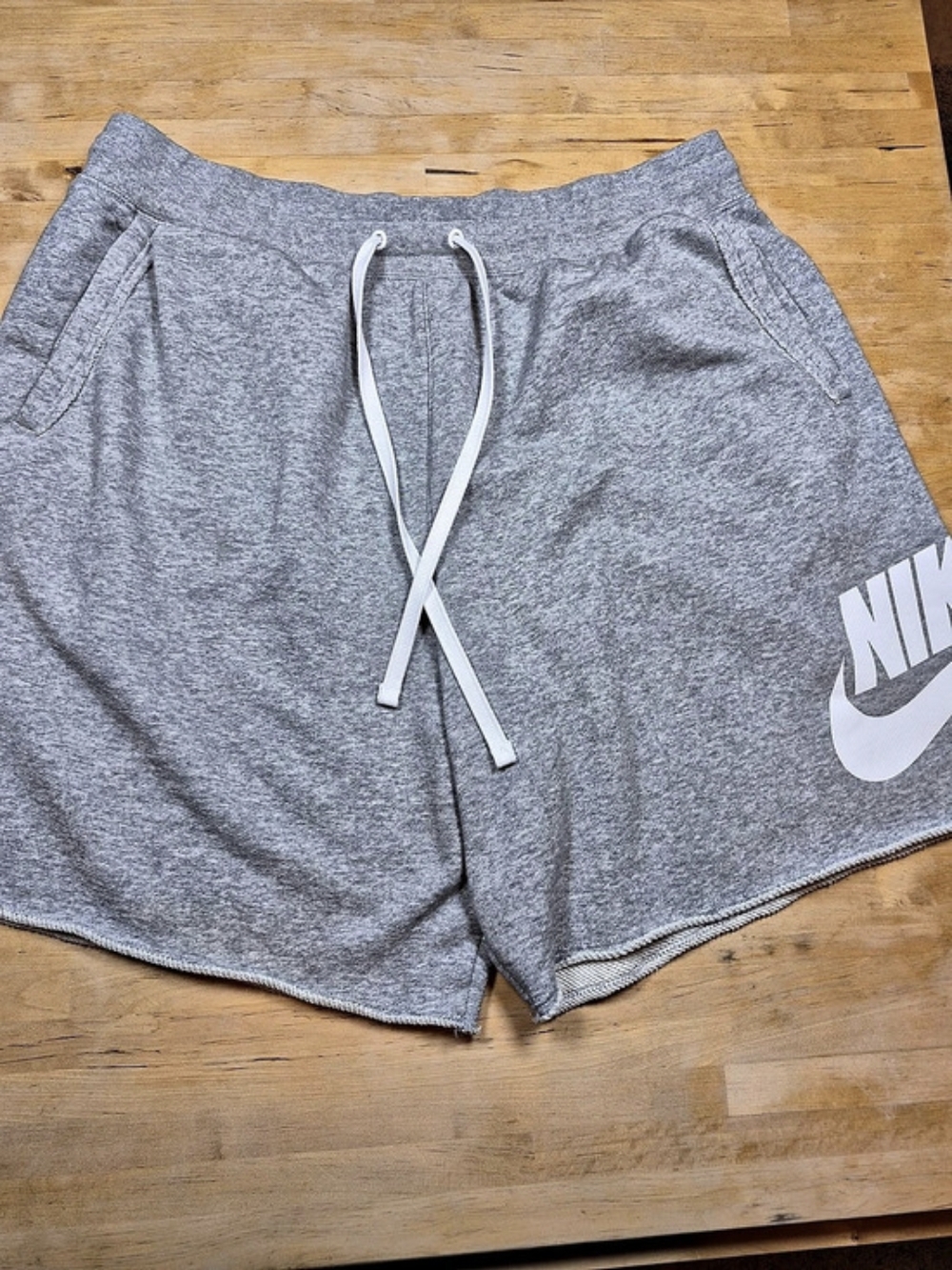 Nike Shorts Men's Gray Athletic Shorts XXL